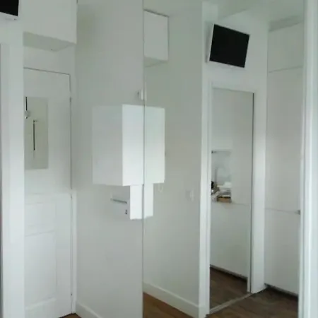 Centre Historique Vue Calme Clair Climatisation Ascenseur * Paryż